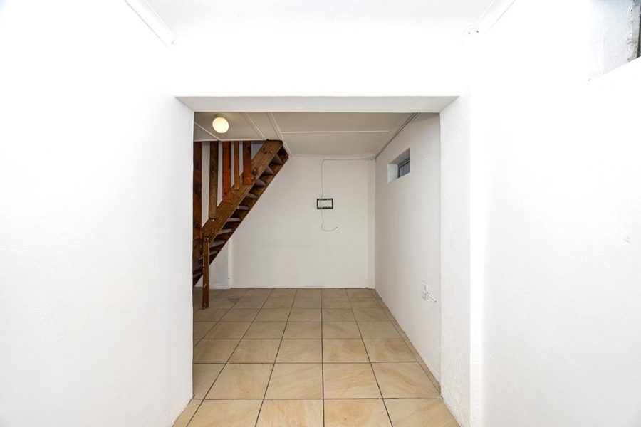 4 Bedroom Property for Sale in Brooklyn Western Cape